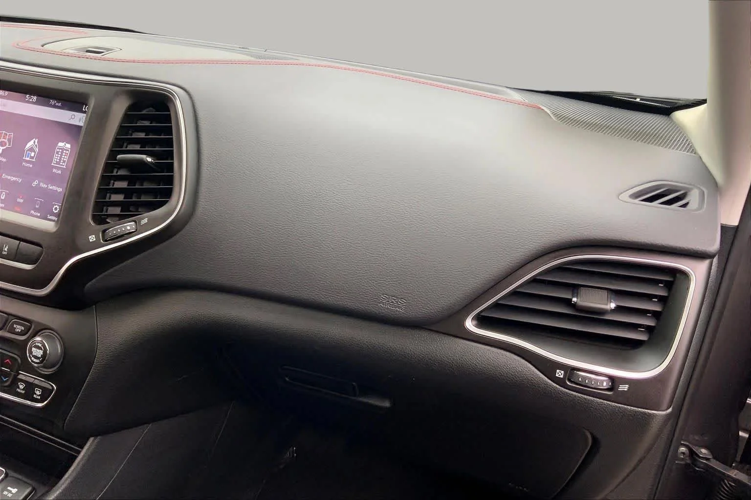 Certified Used 2021 Granite Crystal Clearcoat Metallic Jeep Trailhawk image 19