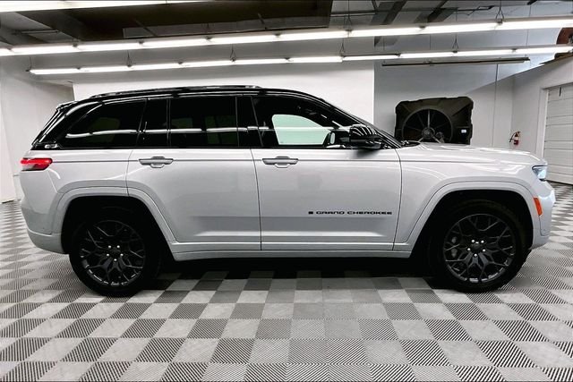 2025 Jeep Grand Cherokee Summit - Photo 15