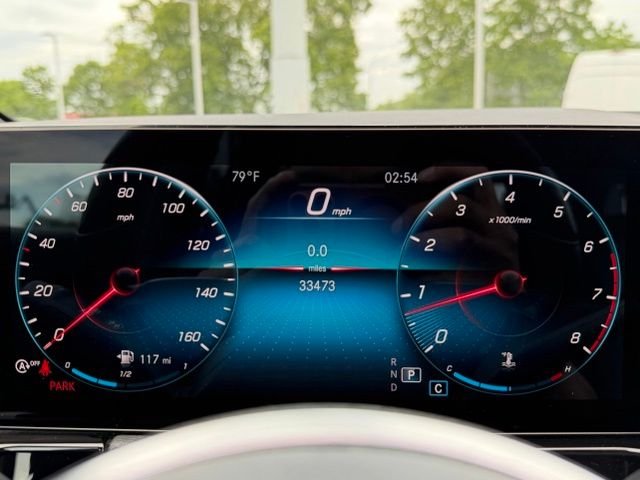 Used 2022  Mercedes-Benz GLA 250 image 16