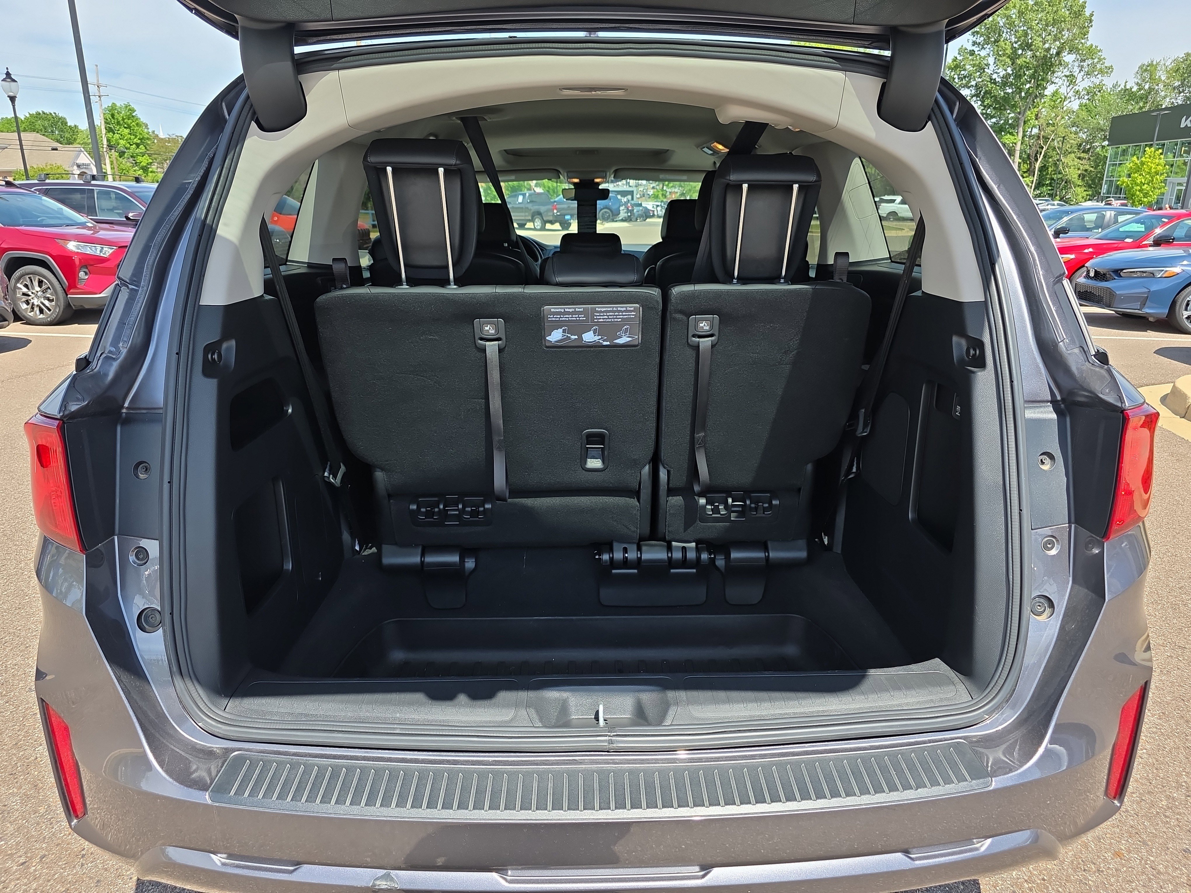 2025 Honda Odyssey EX-L - Photo 40