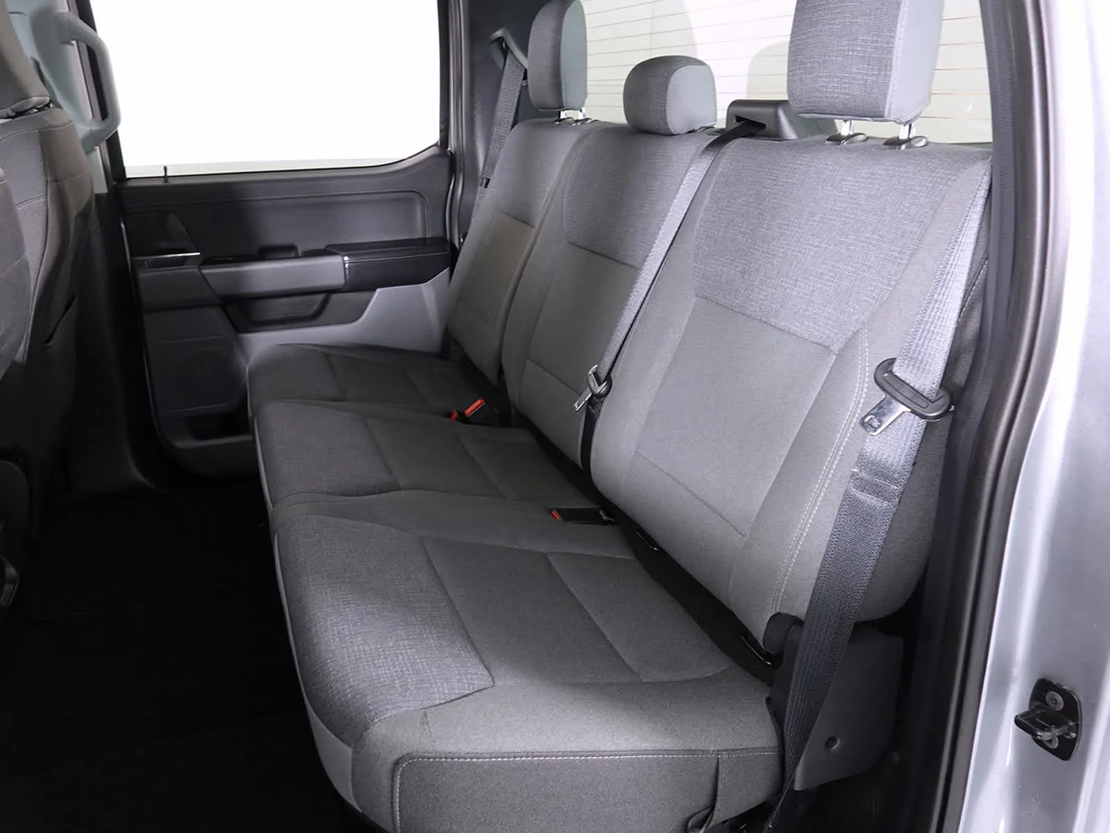 Used 2025 Iconic Silver Metallic Ford XLT image 13