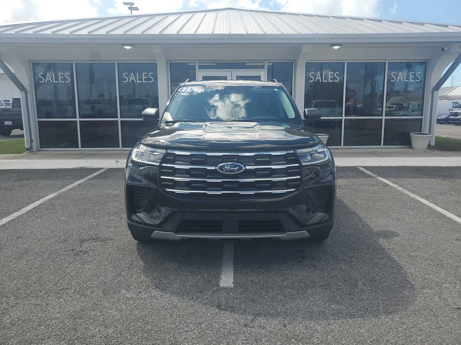 Used 2025 Black Ford Active image 10