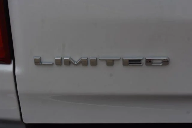 New 2026 Ivory White Tri-Coat Pearl-Coat Exterior Paint RAM Limited image 7
