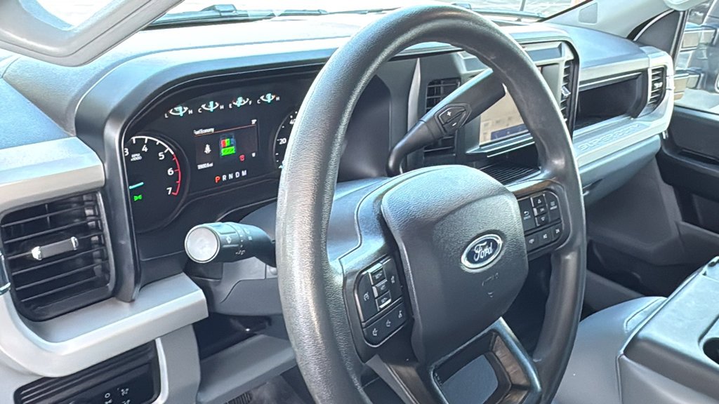 Used 2025 White Ford XL image 22