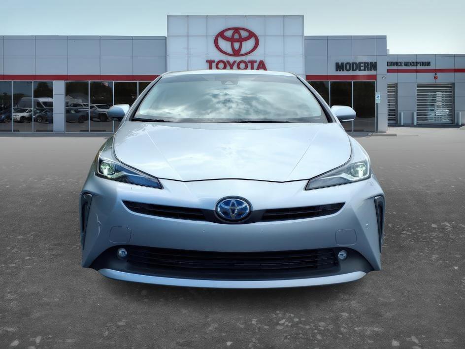 Used 2022 Classic Silver Metallic Toyota Limited image 9