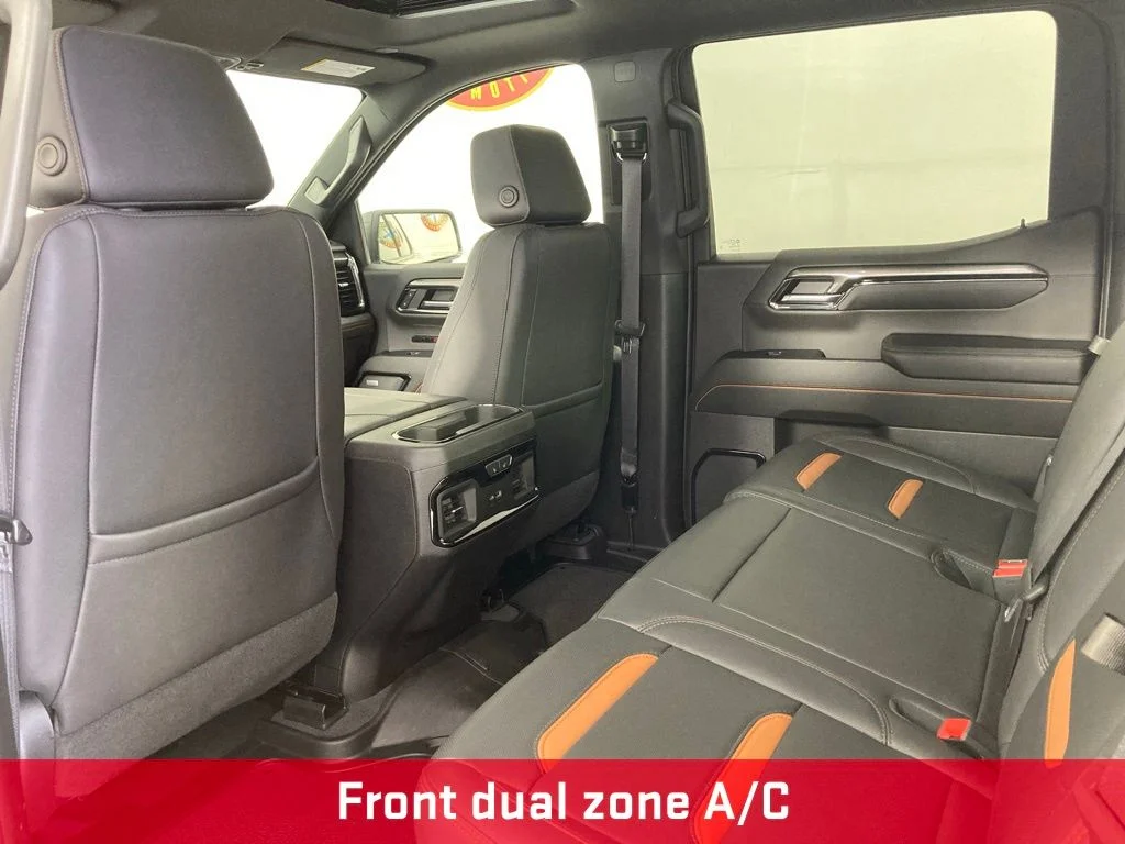 Used 2024 White GMC AT4 image 18