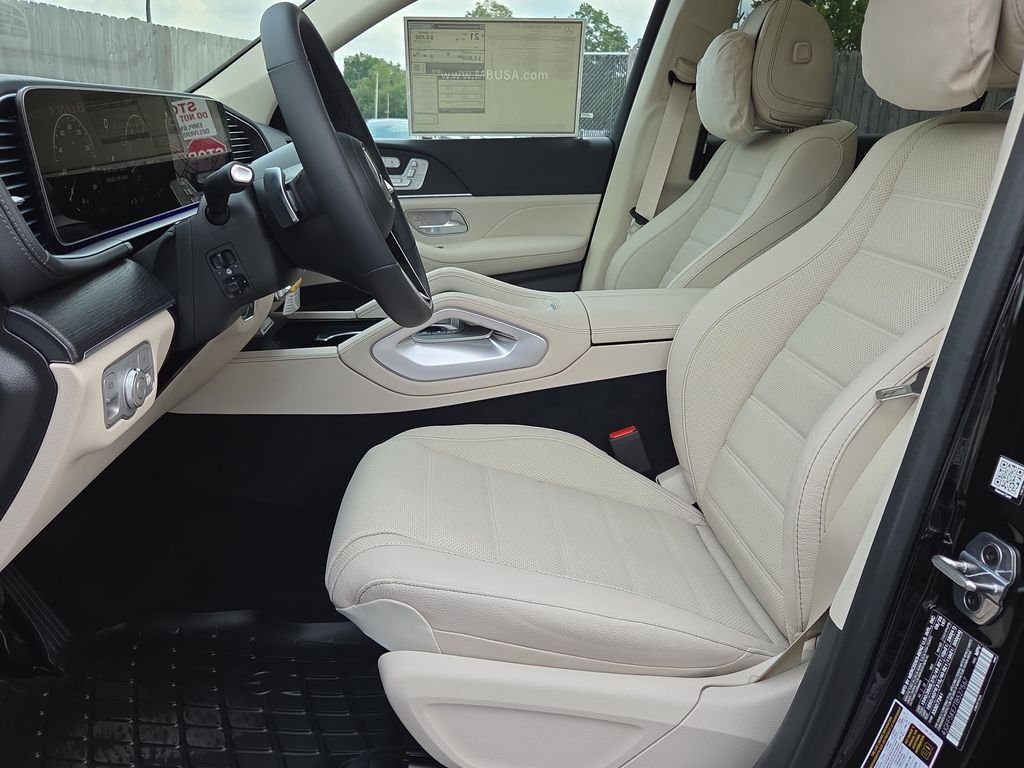 2026 Mercedes-Benz GLS Base - Photo 10