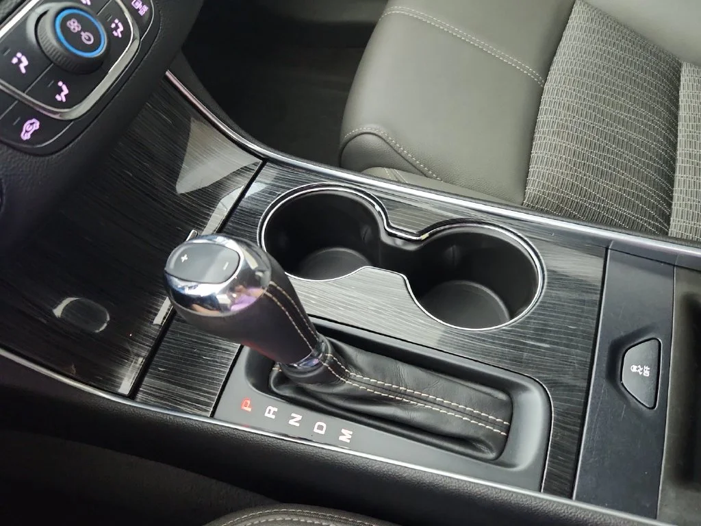 Used 2018 Blue Chevrolet LT image 14