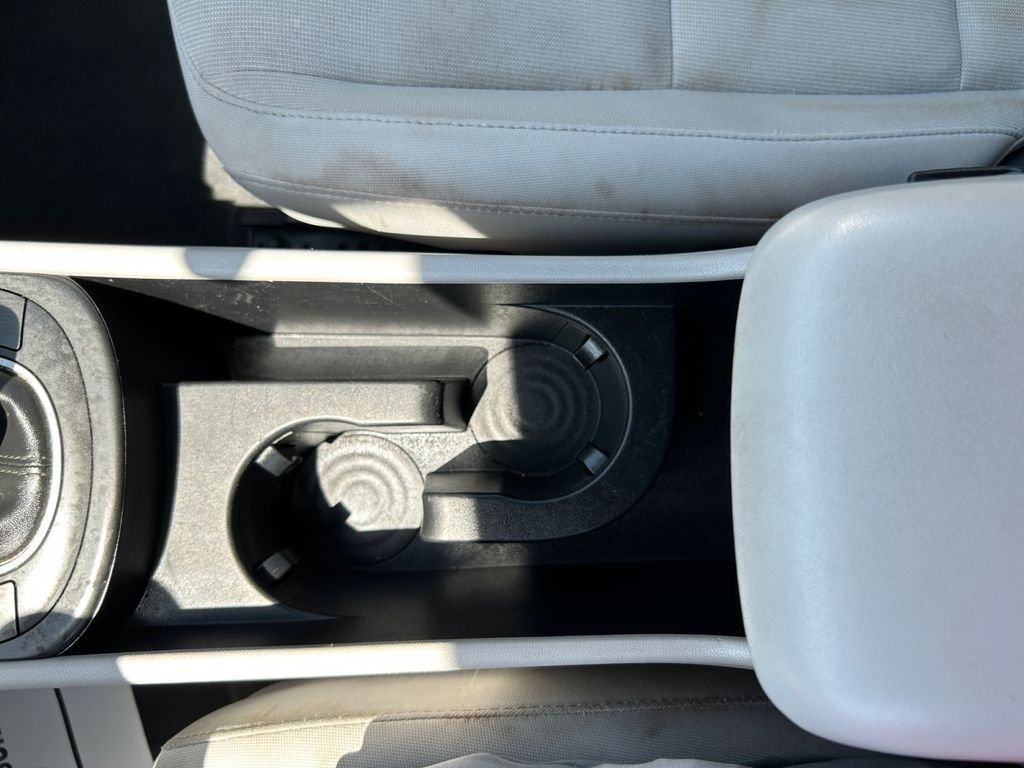 Used 2024 Black Hyundai SEL image 23