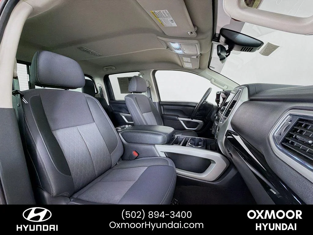 Used 2020 Red Alert Nissan SV image 28