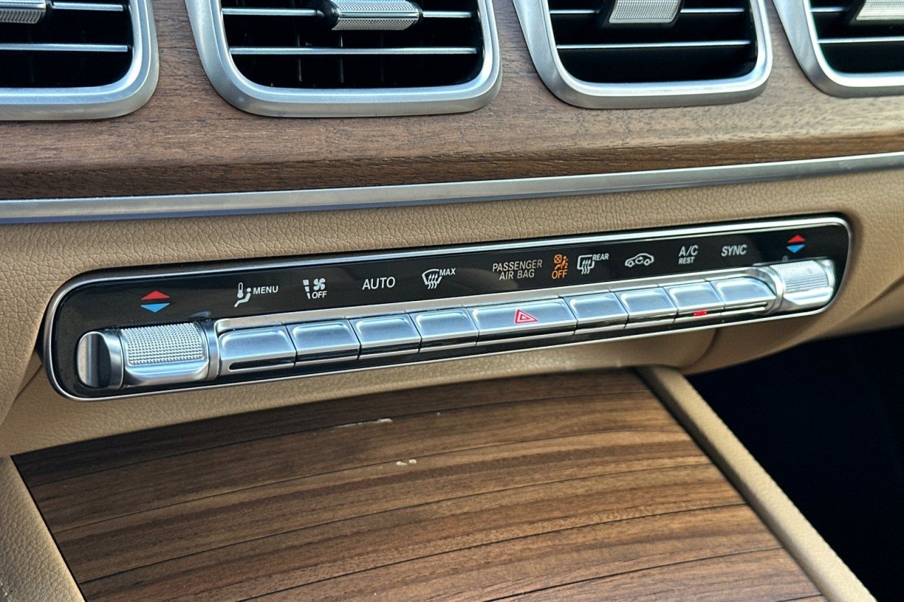 Used 2026 TWILIGHT BLUE METALL Mercedes-Benz GLS 450 image 20