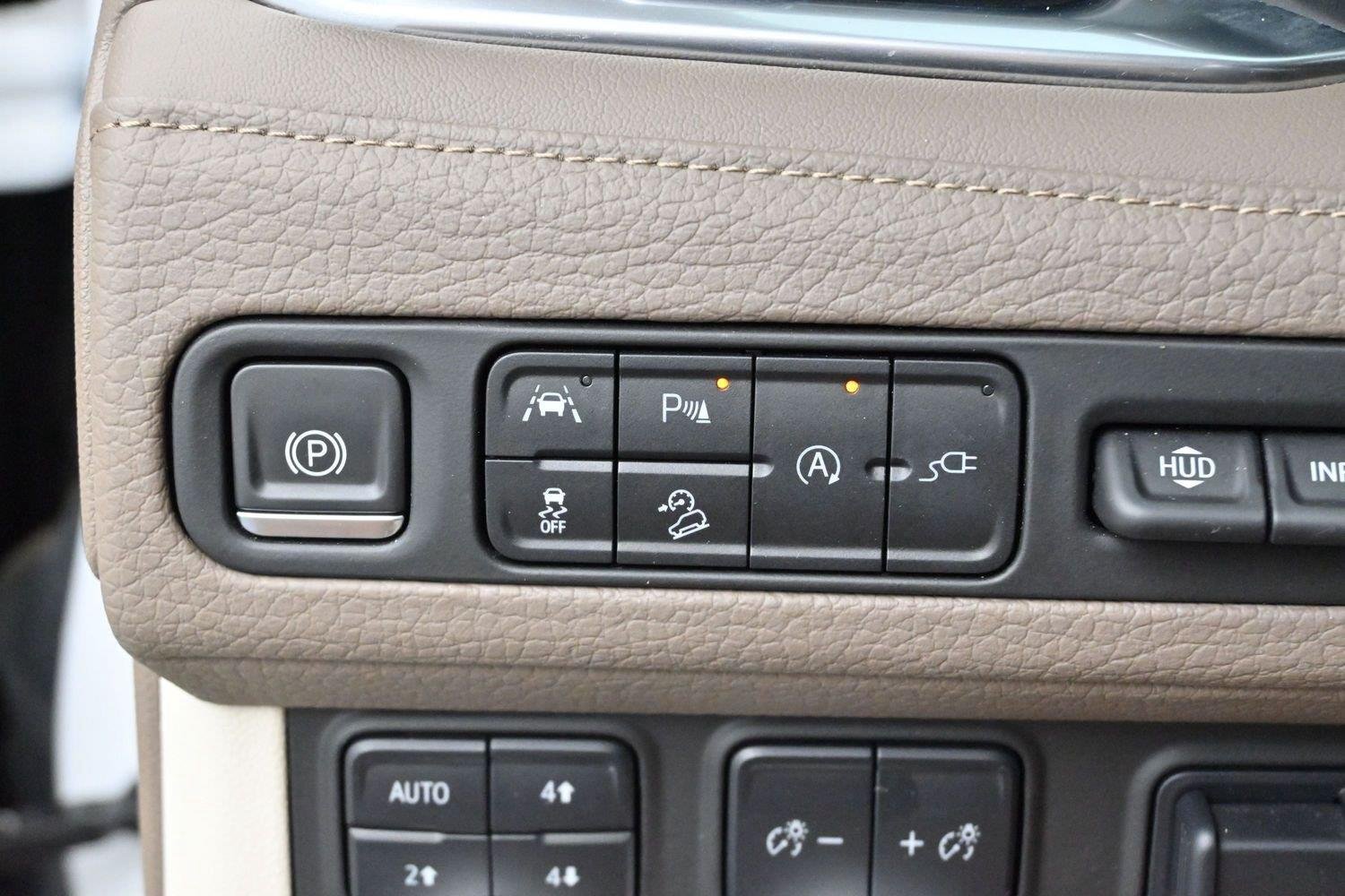 Used 2021 Summit White GMC Denali image 28