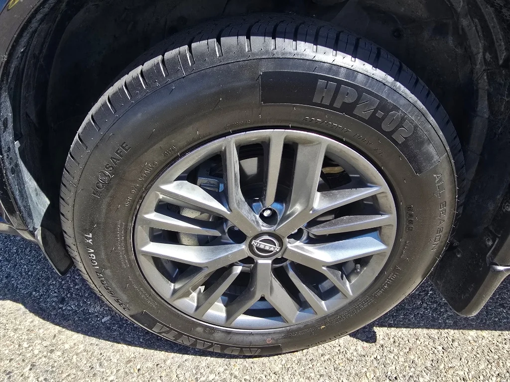 Used 2024 Boulder Gray Pearl Nissan Platinum image 20