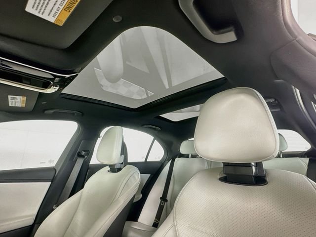 New 2026 White Mercedes-Benz C 300 image 22