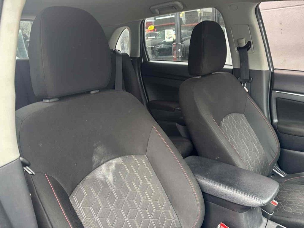 Used 2024 Gray Mitsubishi 2.0 LE image 13