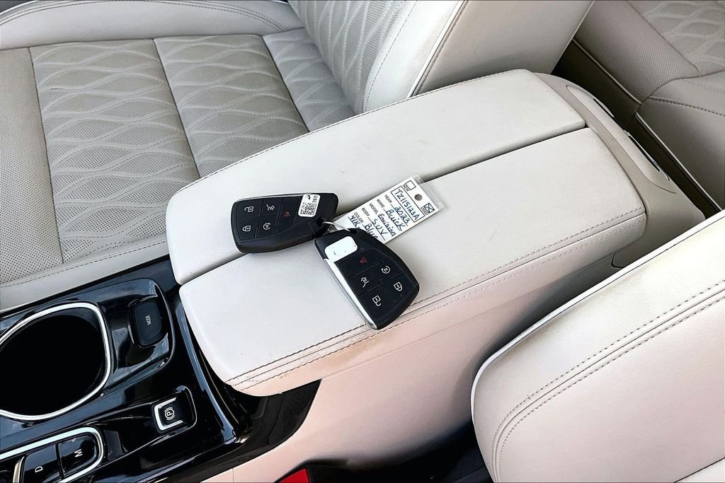 Used 2023 Blue Buick Avenir image 10