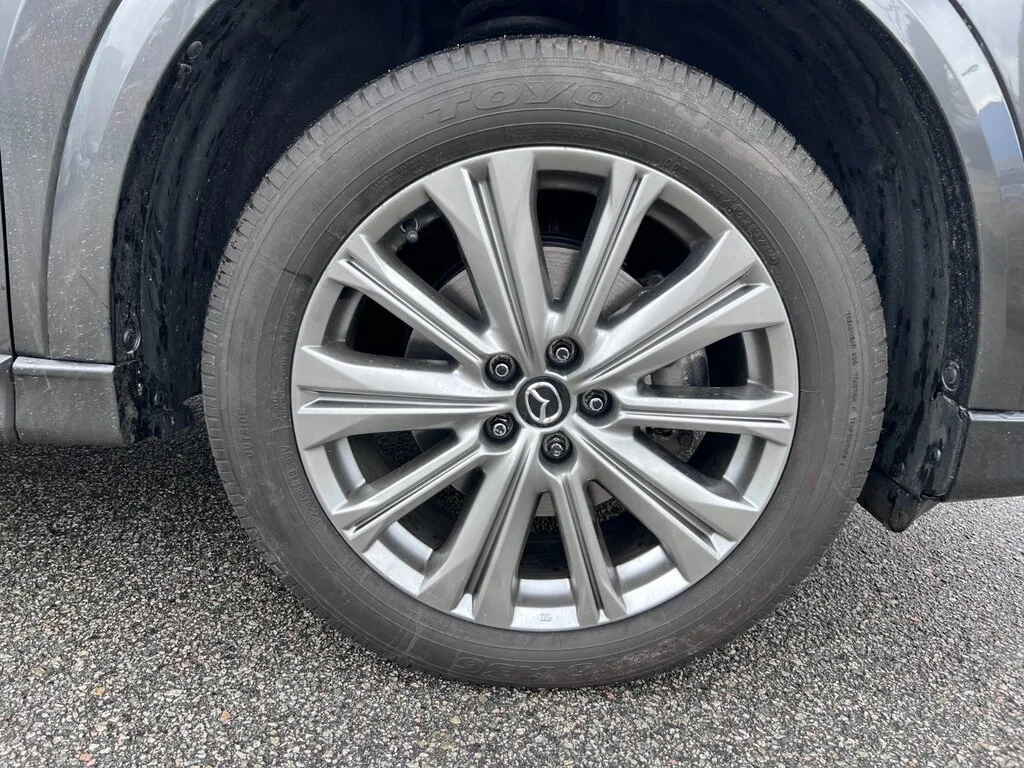 Certified Used 2023  Mazda Signature AWD at Top of the line Turbo AWD! Certif image 4