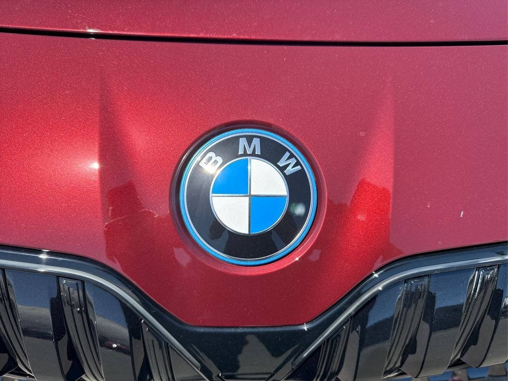 2025 BMW 7 Series 750e - Photo 18