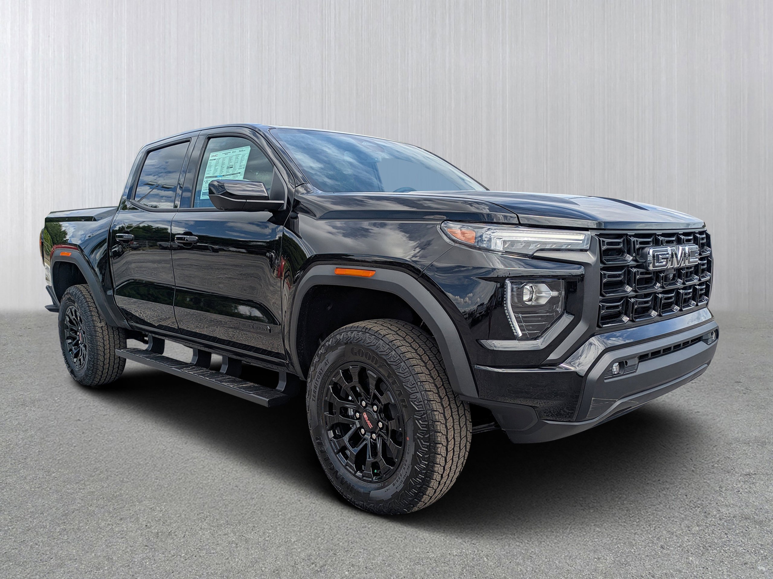 2026 GMC Canyon 2WD Elevation Crew Cab Short Box's photo