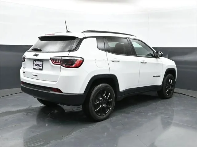 2026 Jeep Compass Latitude Altitude - Photo 37