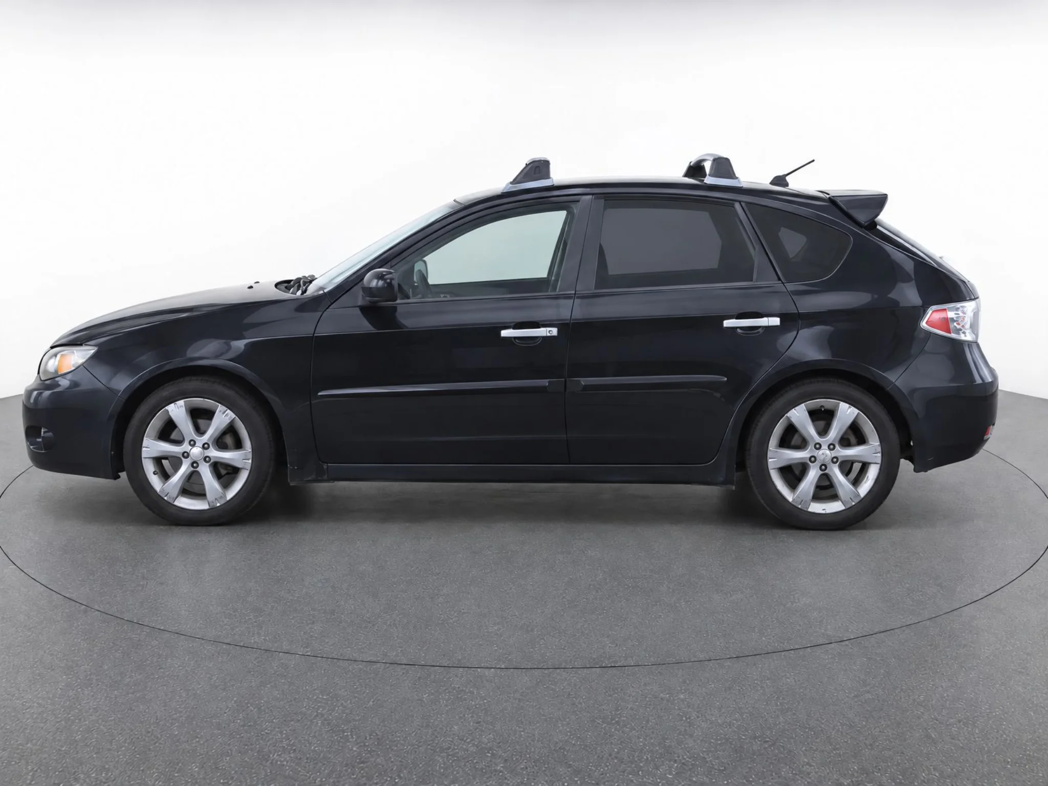 Used 2010 Obsidian Black Pearl/Dark Gray Metallic Subaru Outback Sport image 34