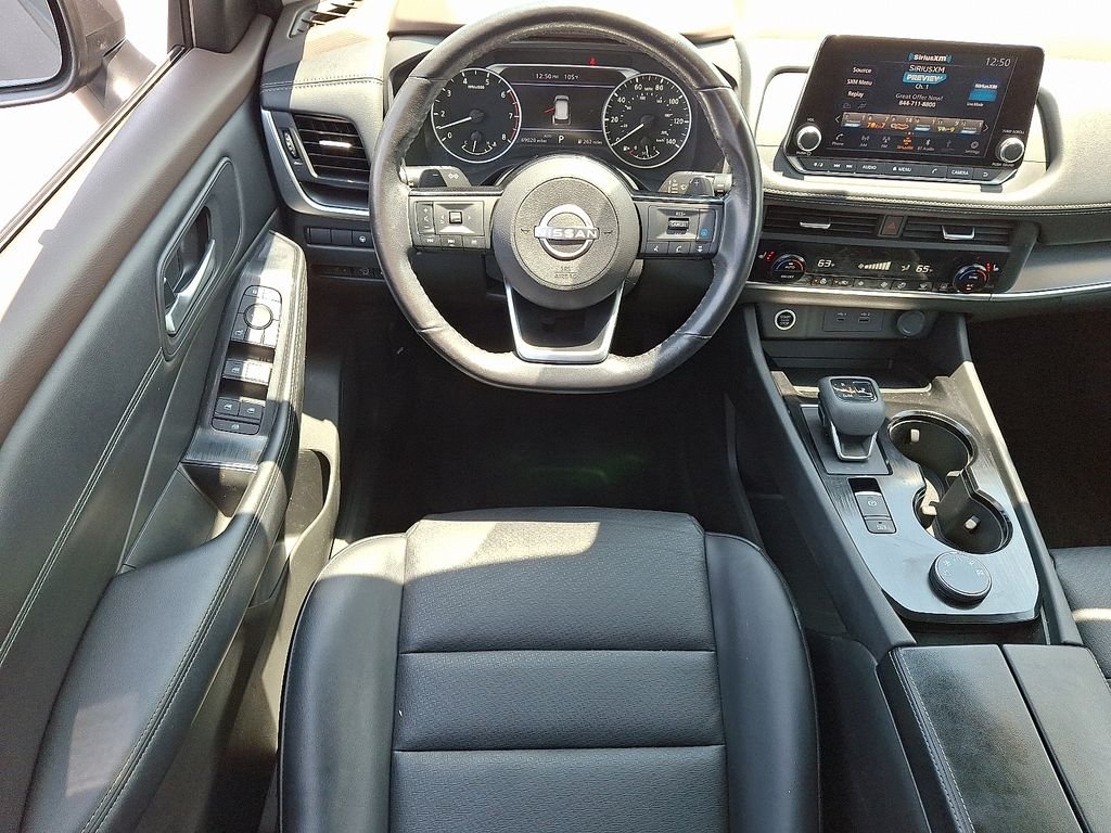 Used 2023 Gray Nissan SV image 12