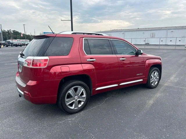 Used 2014 Red GMC Denali image 4