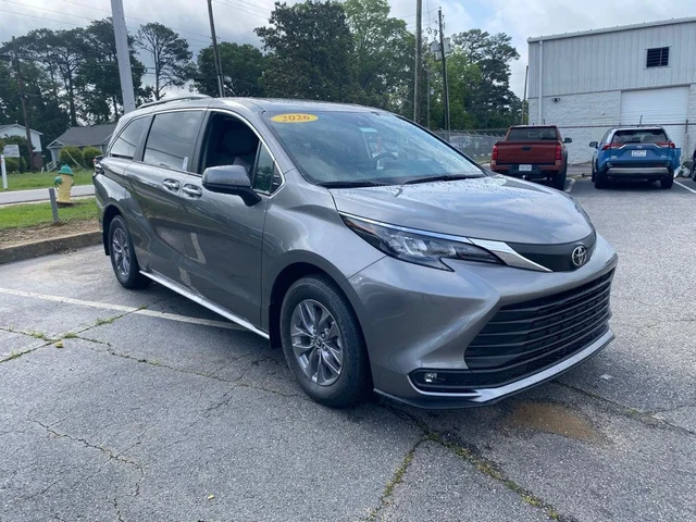 2026 Toyota Sienna XLE