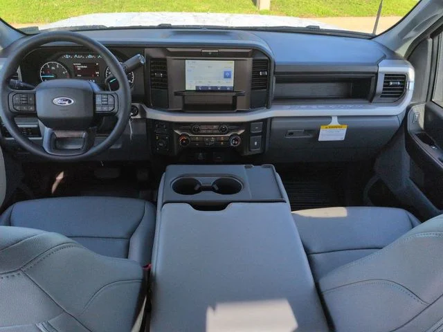 New 2026 Oxford White Ford F-250® XL image 14