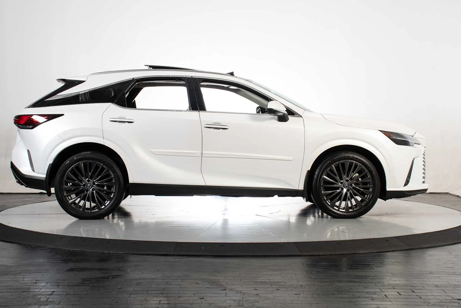 Certified Used 2026 EMINENT WHITE PEARL Lexus Luxury image 8