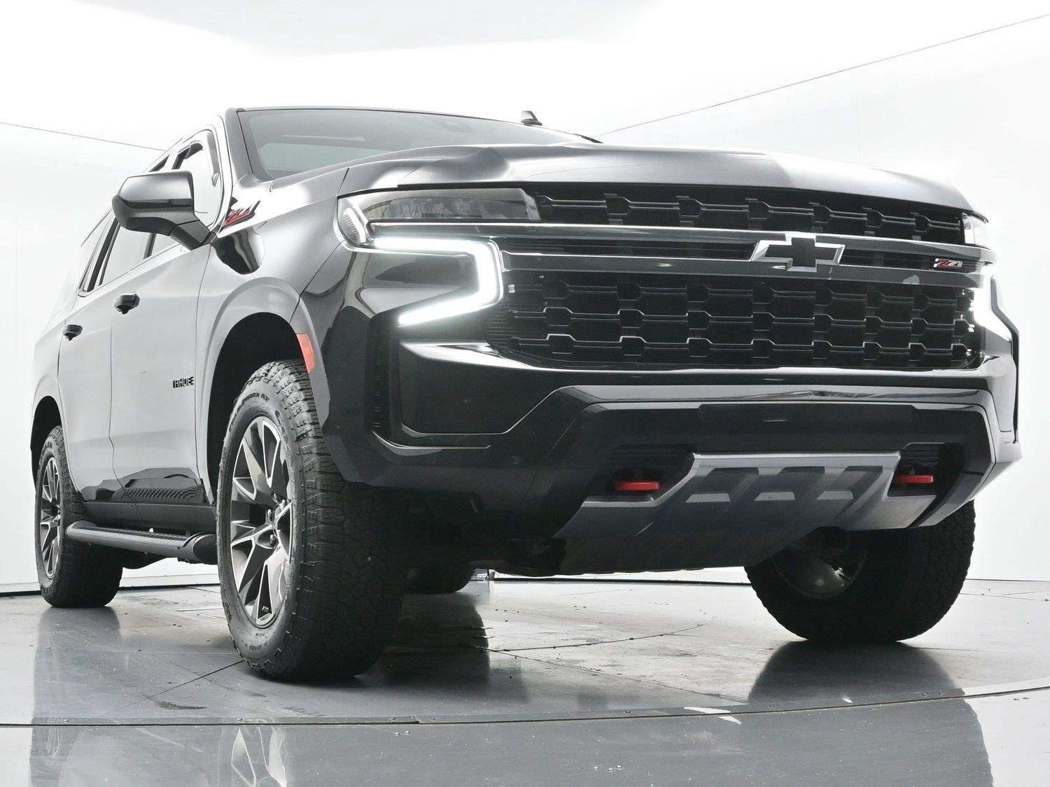 Used 2021 Black Chevrolet Z71 image 47