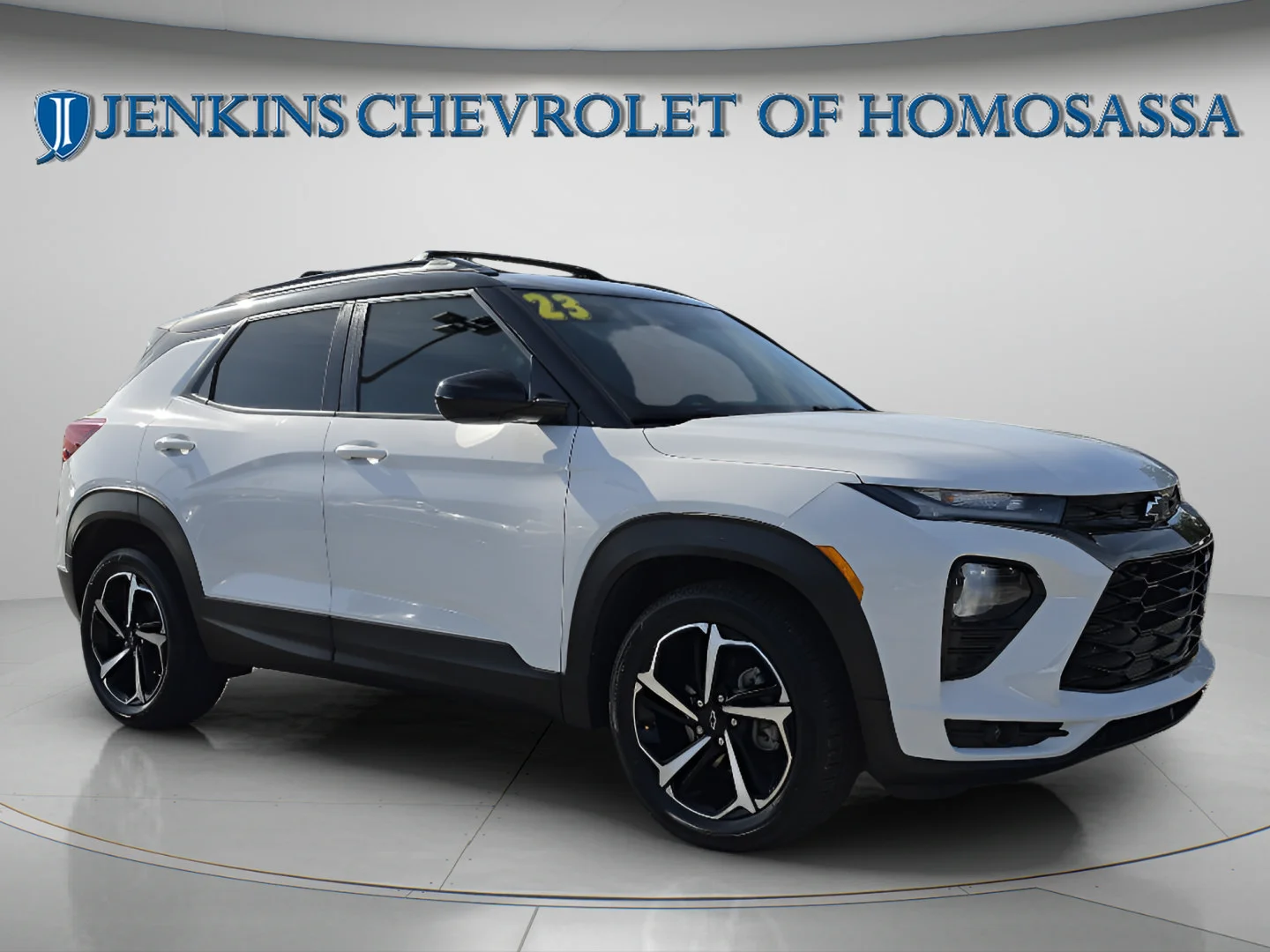 Used 2023 Summit White Chevrolet RS image 2