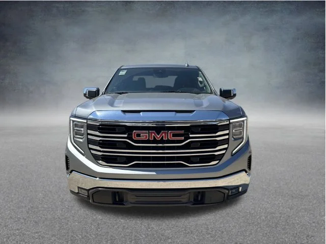 Used 2025 Silver GMC SLT image 5