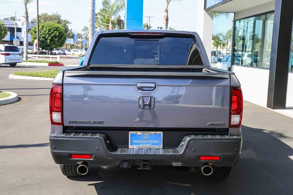 Certified Used 2023 Modern Steel Metallic Honda AWD RTL-E image 6