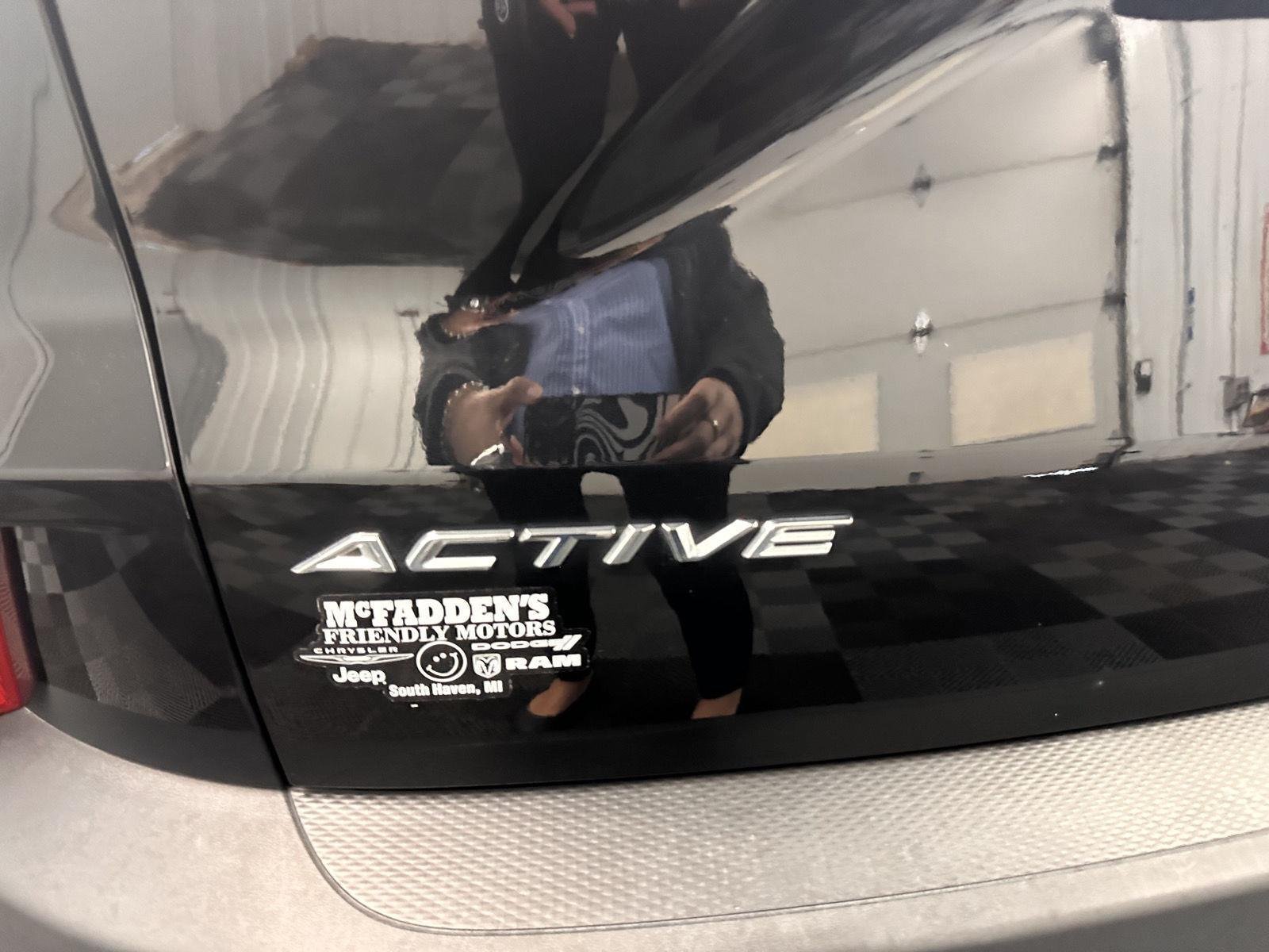Used 2023 Agate Black Metallic Ford Active image 47