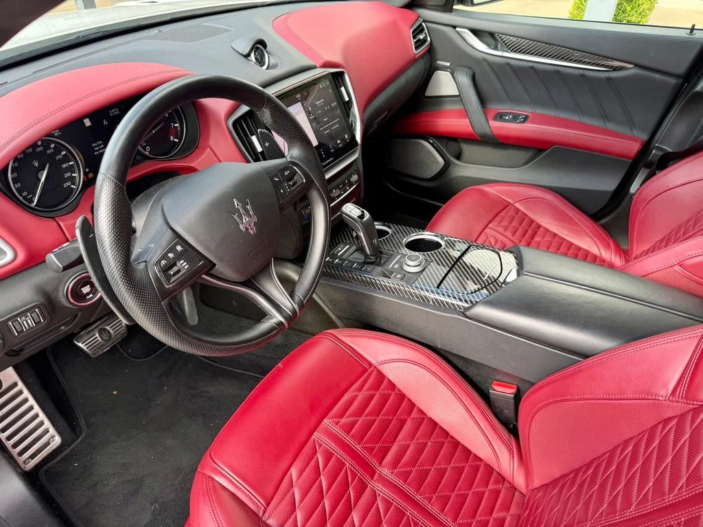 Used 2023 White Maserati Trofeo image 6
