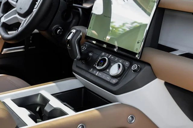 New 2026 Green Land Rover S image 26