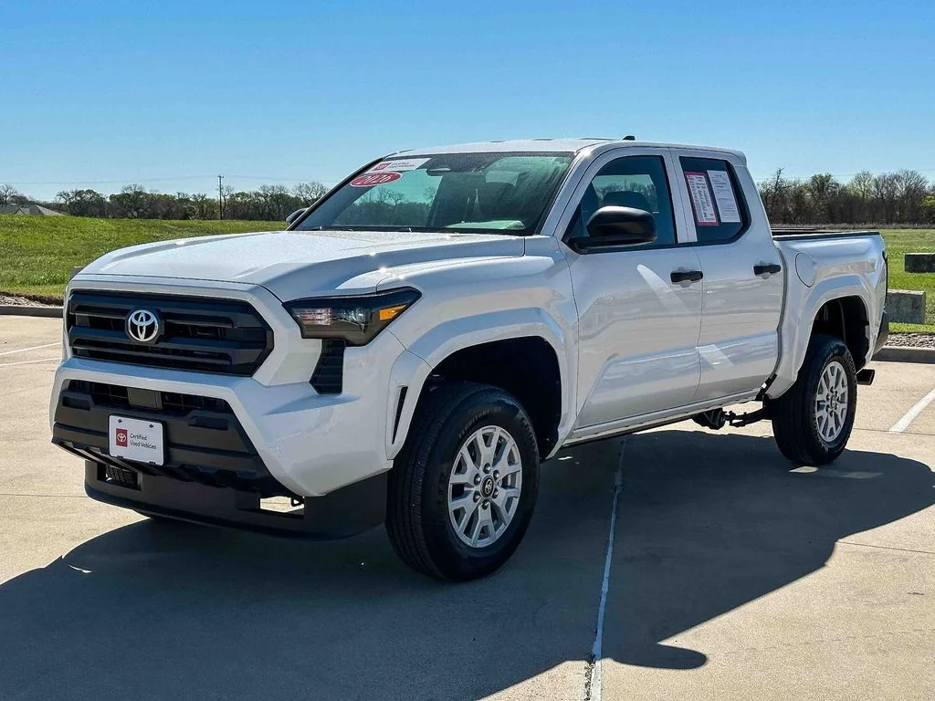 2026 Toyota Tacoma SR - Photo 29