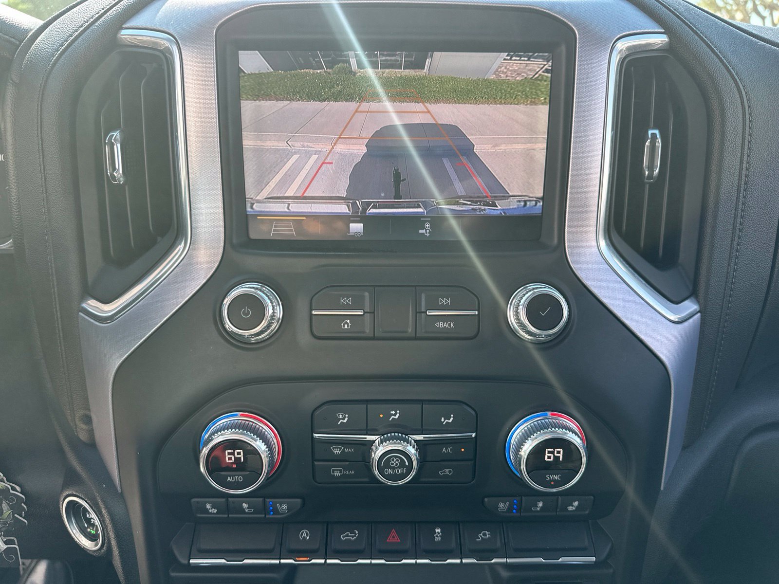 Used 2019 Onyx Black GMC SLT image 27