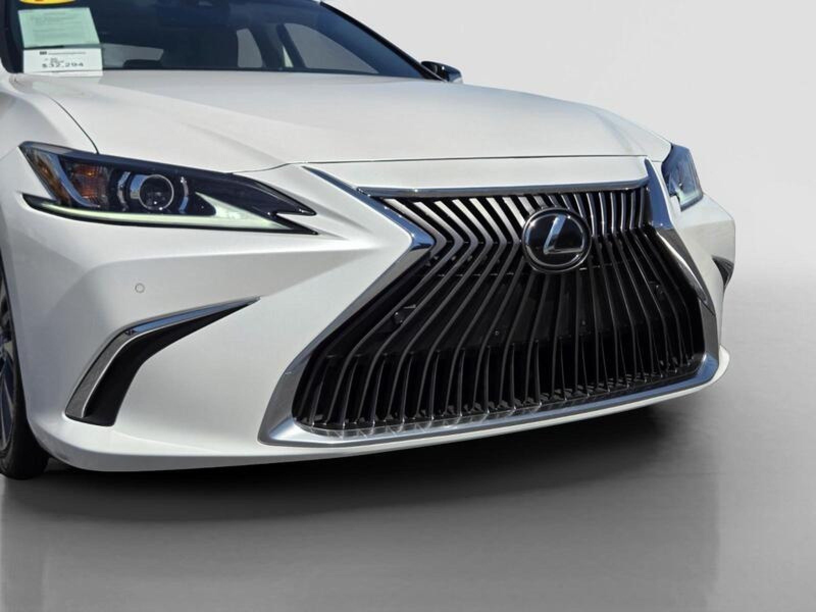 Used 2019 WHITE Lexus ES 350 image 9
