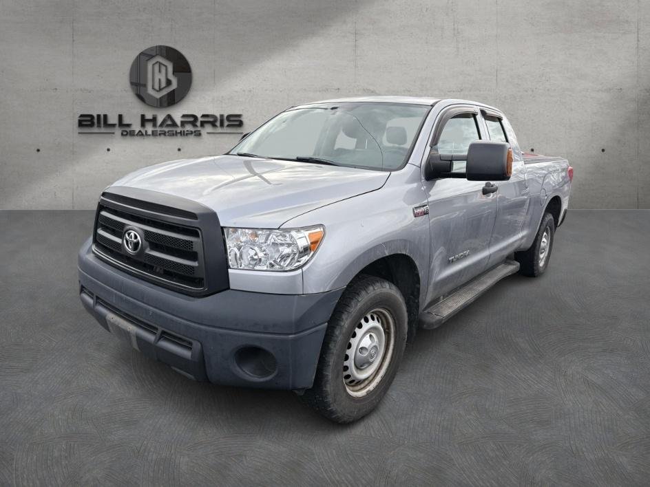 2010 Toyota Tundra 5.7 Auto 4WD FFV Tundra Grade Double Cab's photo