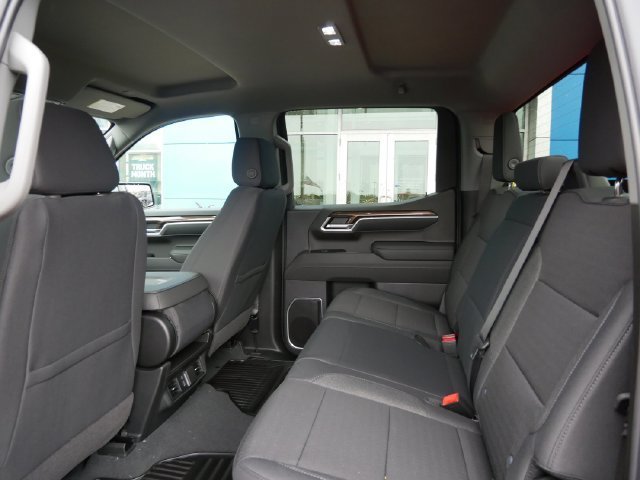 2026 Chevrolet Silverado 1500 LT - Photo 7