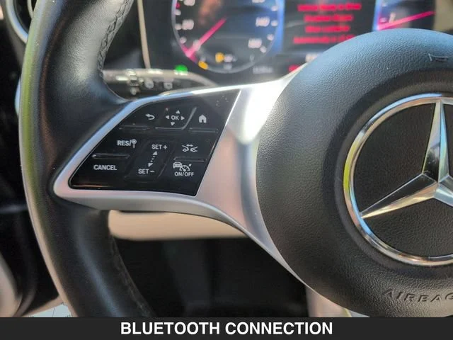 Used 2023 Black Mercedes-Benz 4MATIC® SUV image 17
