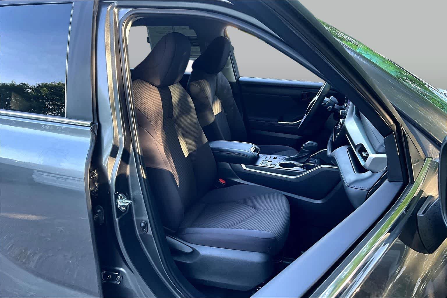 Used 2023 Magnetic Gray Metallic Toyota L image 8