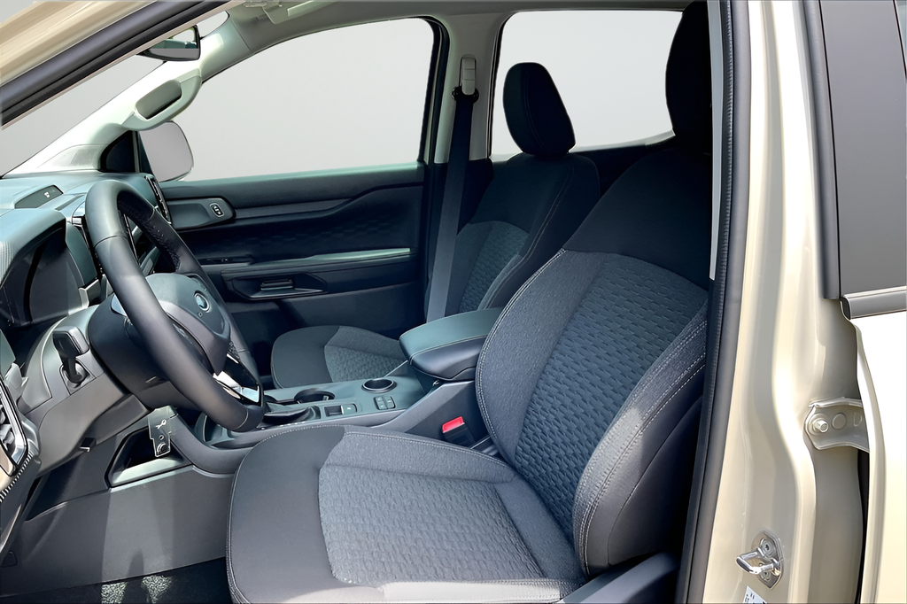 New 2026 Desert Sand Ford XLT image 10