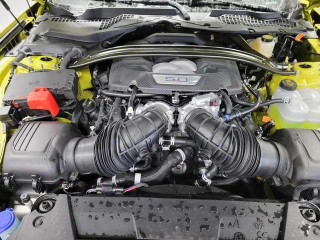 2025 Ford Mustang GT Premium Convertible - Photo 34