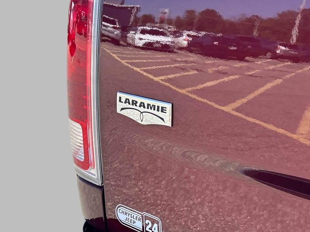 Used 2017 Red Ram Laramie image 12