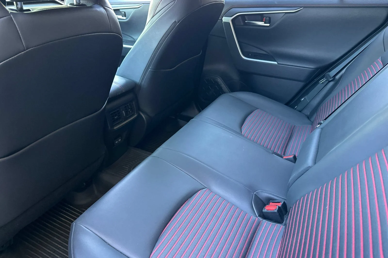 Used 2025  Toyota XSE image 12