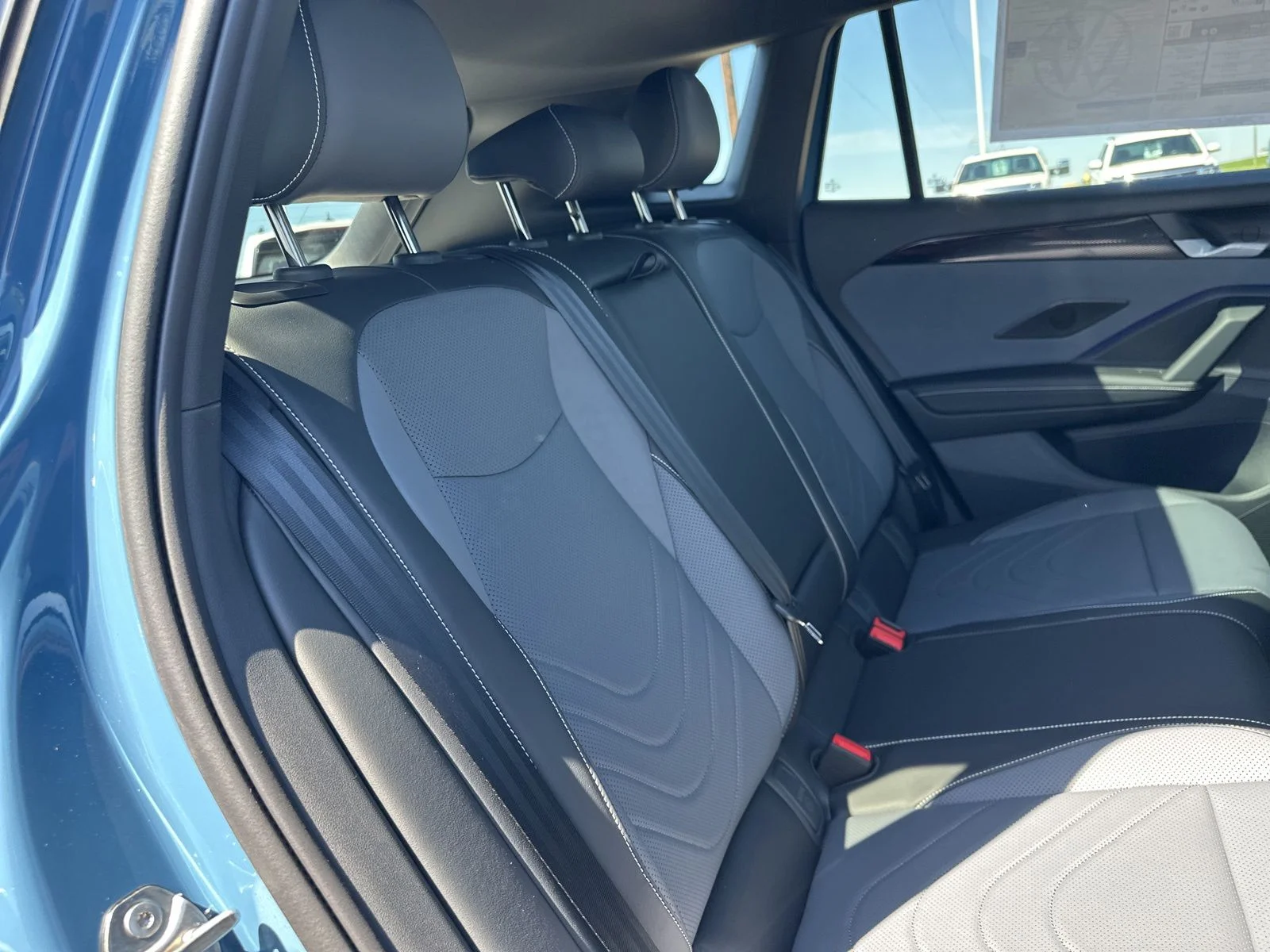 New 2026 Blue Volkswagen 2.0T SE R-Line Black image 32