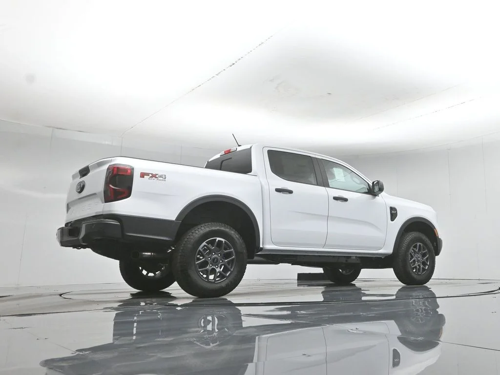 New 2026 Oxford White Ford XLT image 45